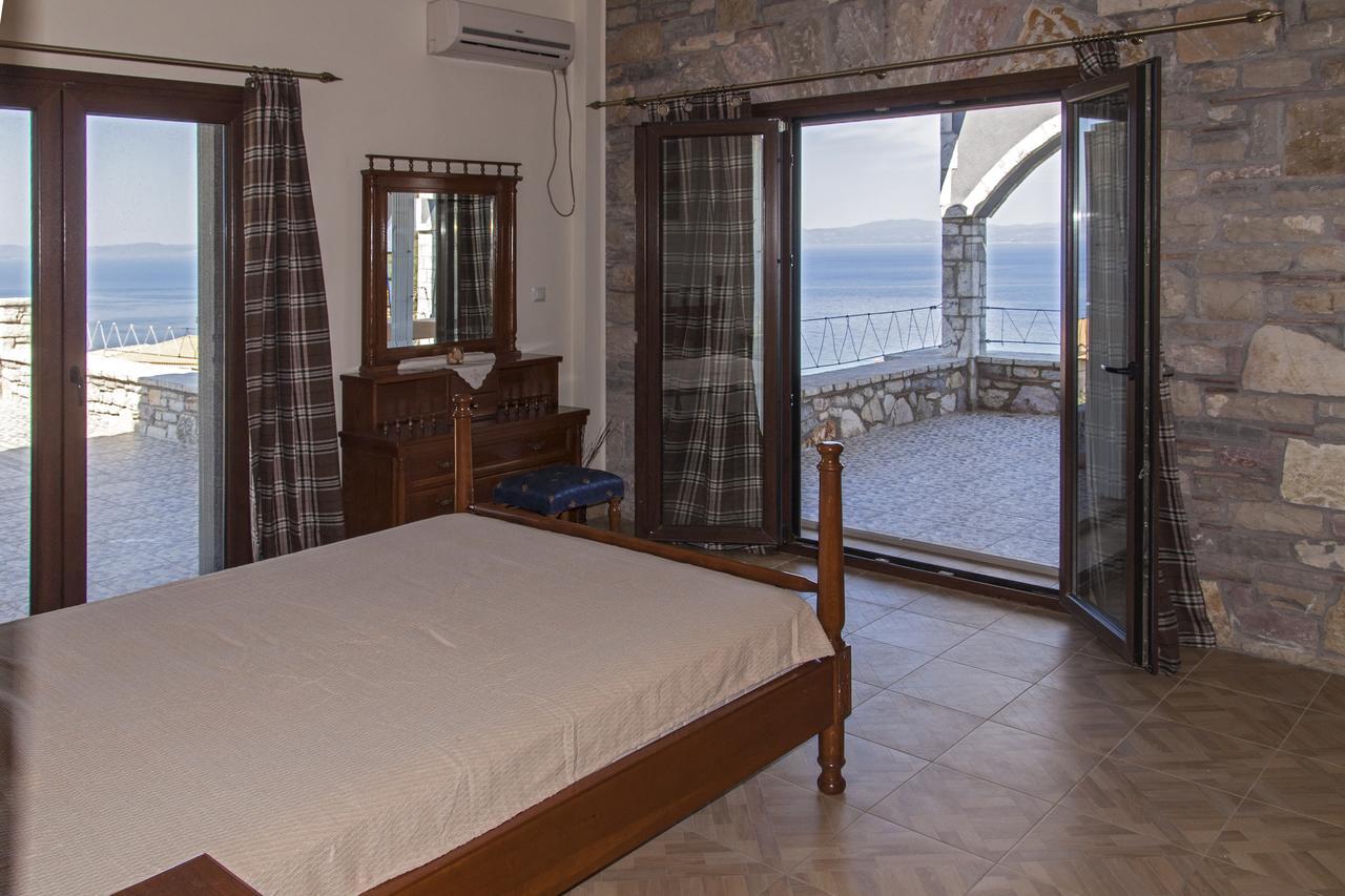 Ellinas Homes Megali Mantineia Екстериор снимка