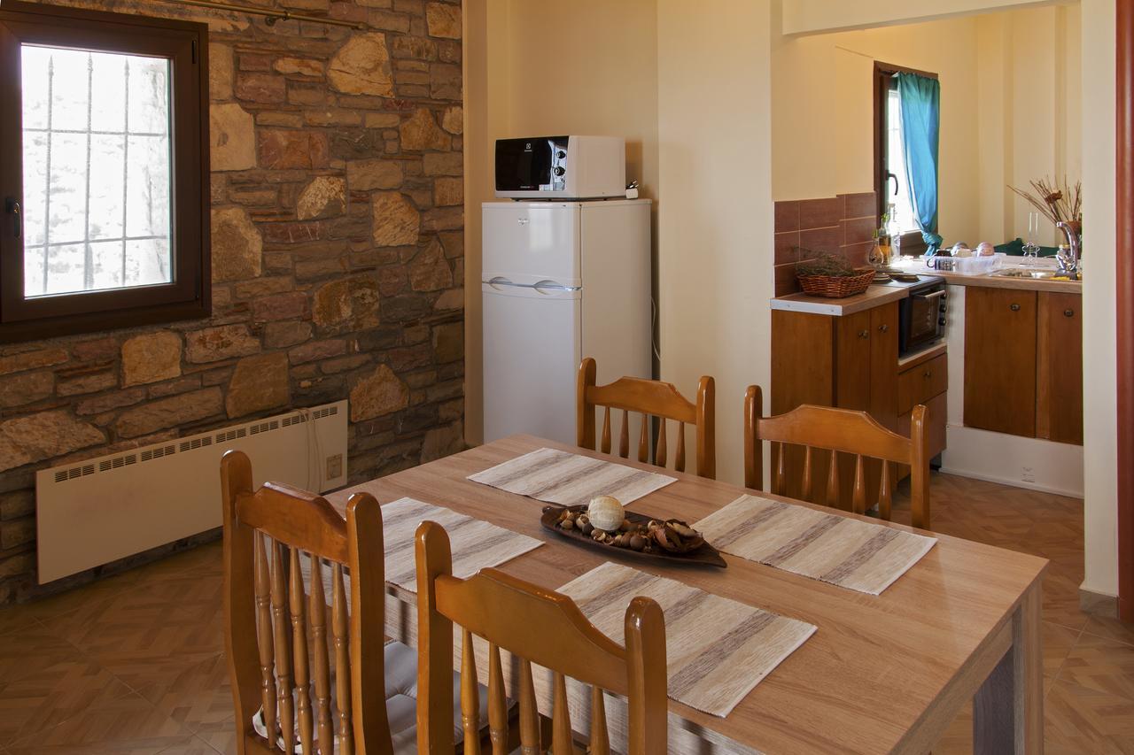 Ellinas Homes Megali Mantineia Екстериор снимка